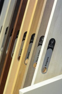Muestras placas masisa diseño exhibidores 30 diseño estratégico