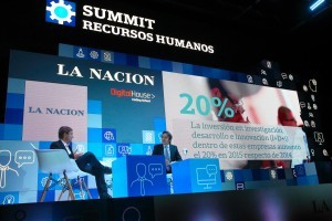 back escenario La Nación summit recursos humanos escenografia 30 diseño estrategico
